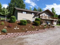 greenscapes_retaining_walls_planting_beds_391