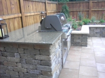 built_in_BBQ_raised_beds_patio_pavers_210